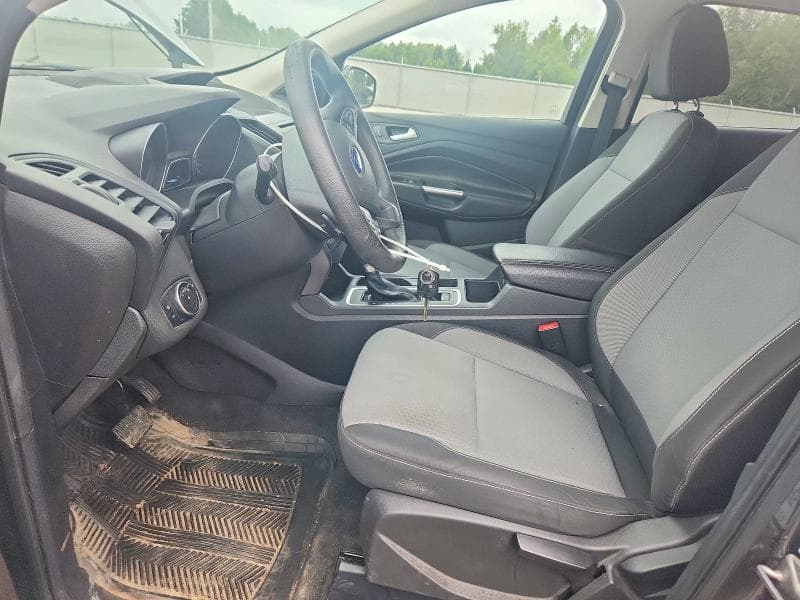 2017 FORD ESCAPE SE 7