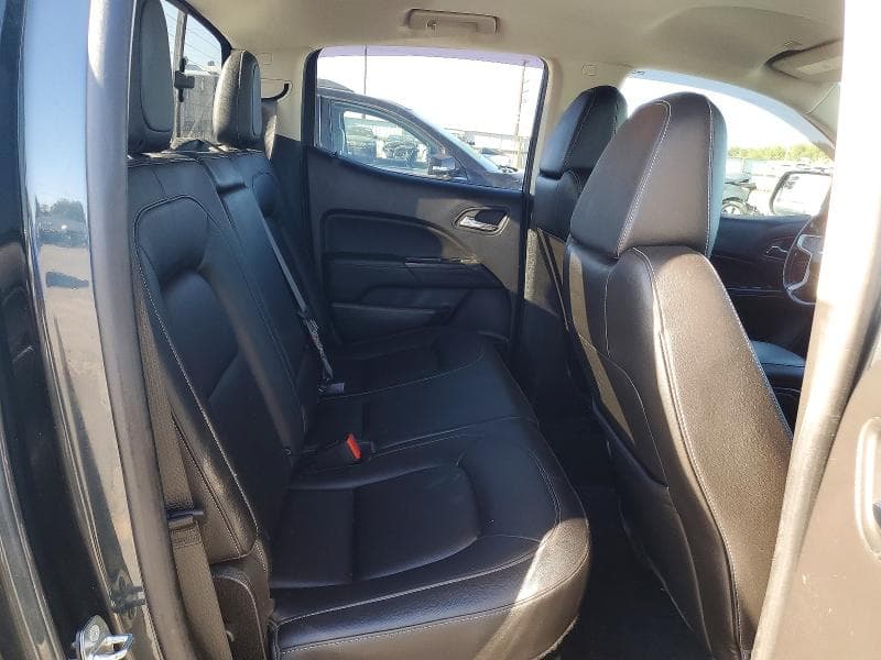 2018 GMC CANYON SLT 10