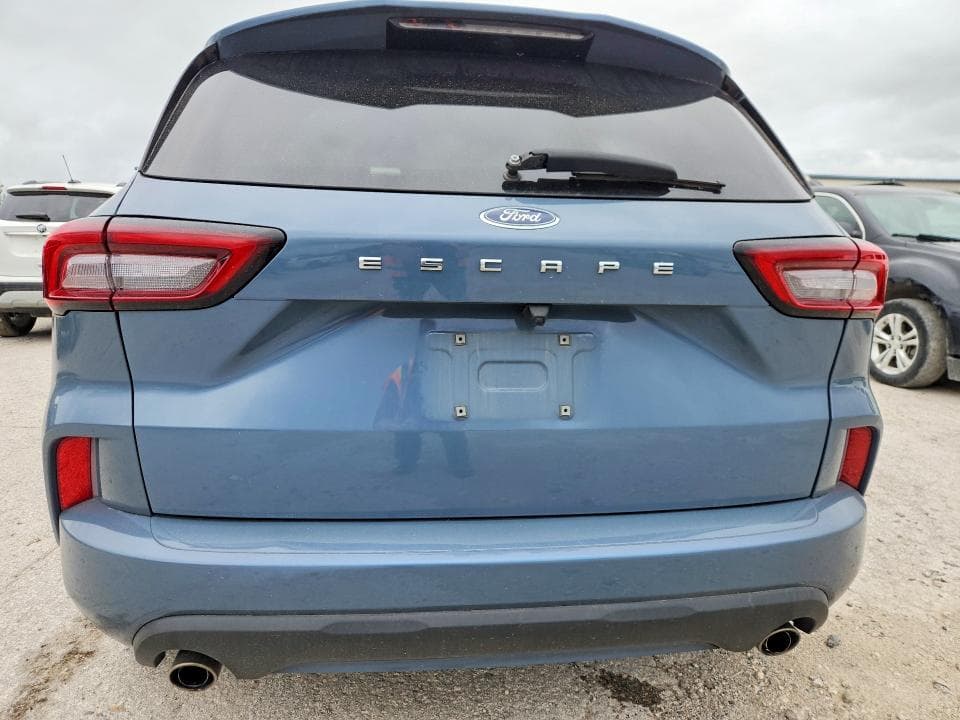 2023 FORD ESCAPE ST LINE 6