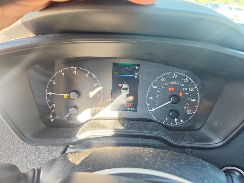 2023 TOYOTA COROLLA SE 9