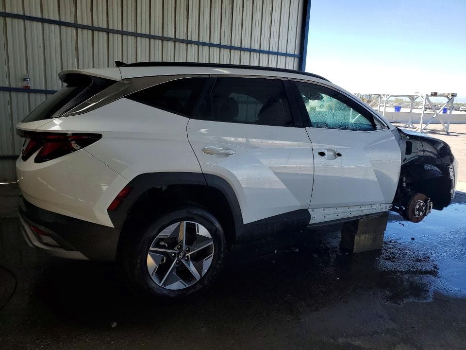 2025 HYUNDAI TUCSON SEL 3