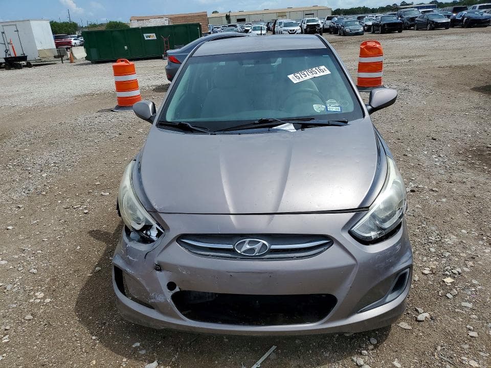 2017 HYUNDAI ACCENT SE 5