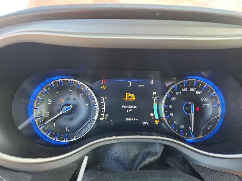 2023 CHRYSLER PACIFICA TOURING L 9