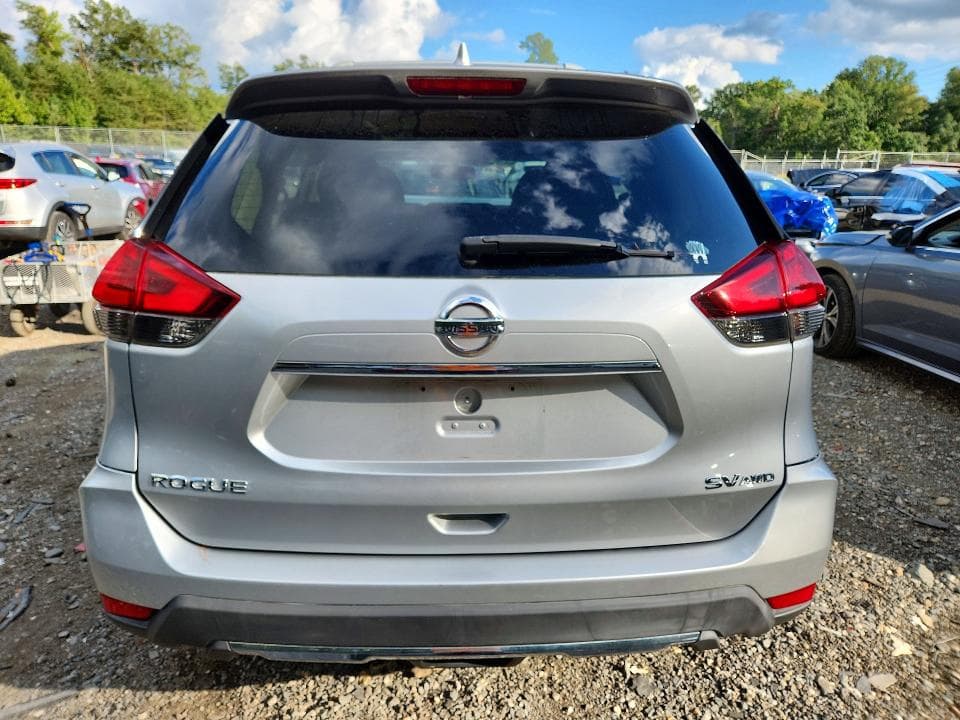 2017 NISSAN ROGUE SV 6