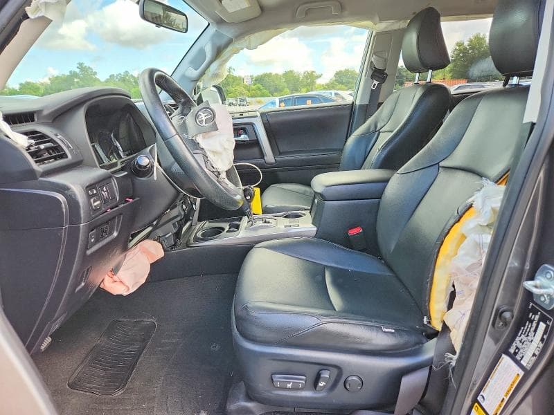 2019 TOYOTA 4RUNNER SR5 7