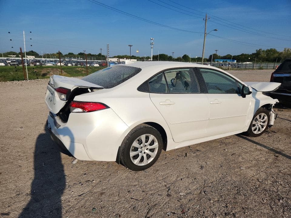 2023 TOYOTA COROLLA LE 3