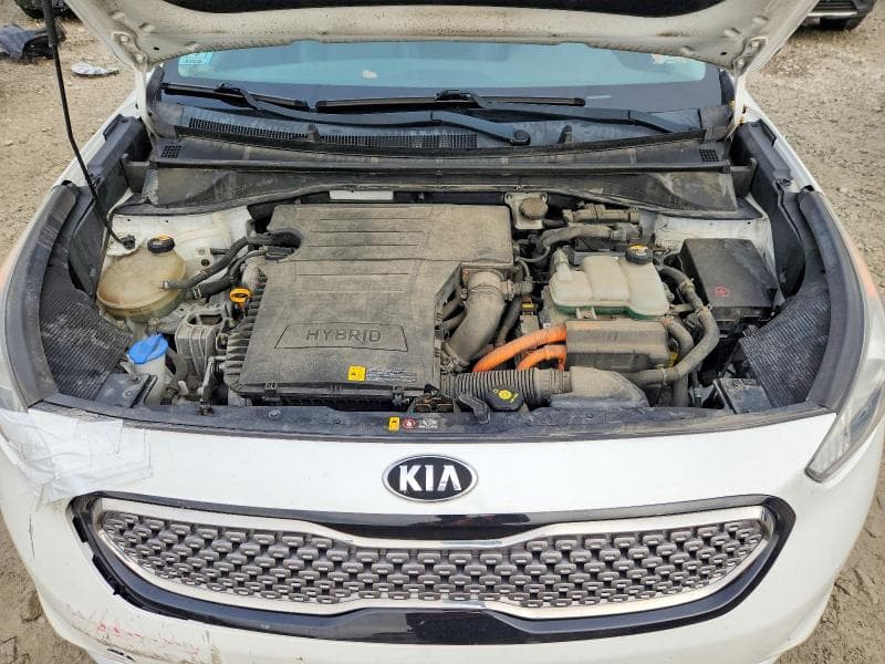 2017 KIA NIRO EX 11