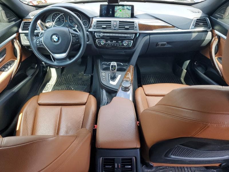2017 BMW 330 XIGT 8