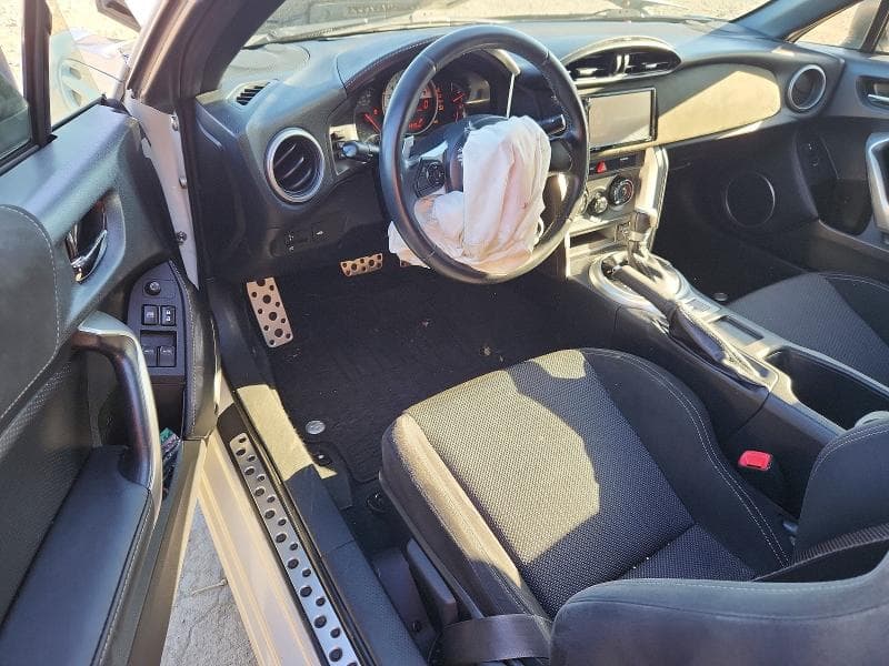 2017 TOYOTA 86 BASE 8