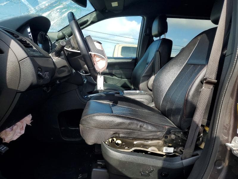2019 DODGE GRAND CARAVAN GT 7
