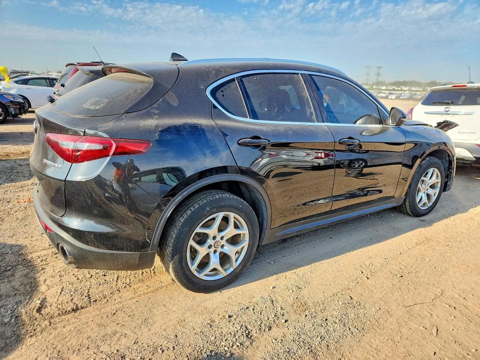2020 ALFA ROMEO STELVIO 3