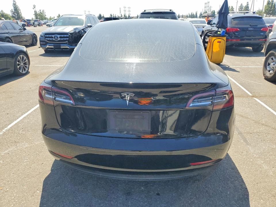 2020 TESLA MODEL 3 6