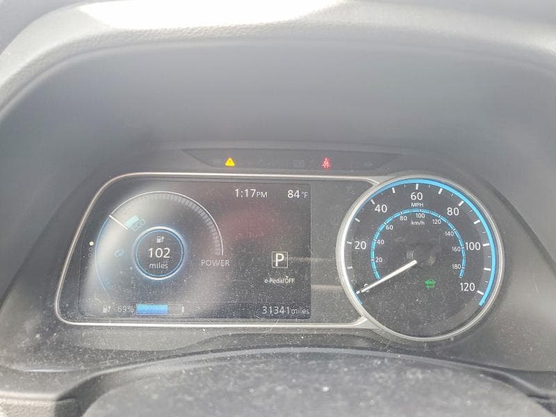 2023 NISSAN LEAF S 9