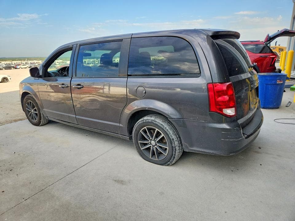 2018 DODGE GRAND CARAVAN SE 2