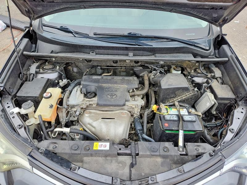 2017 TOYOTA RAV4 XLE 12
