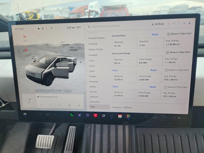 2024 TESLA CYBERTRUCK 9