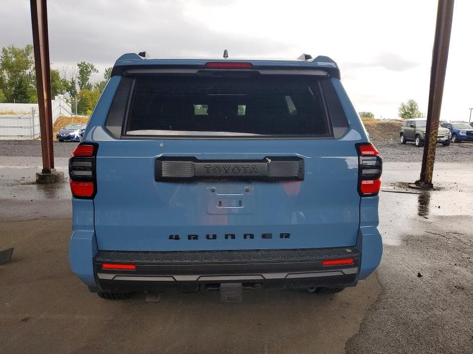 2025 TOYOTA 4RUNNER SR5 6