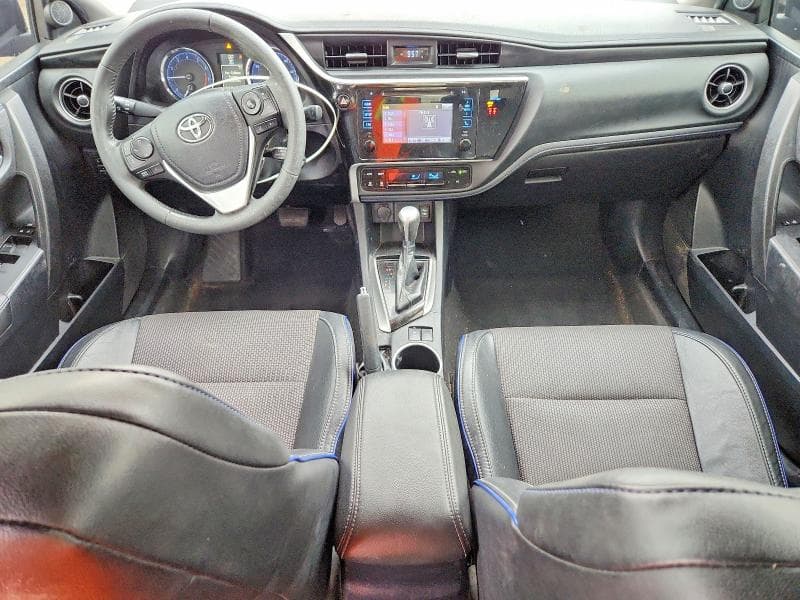 2018 TOYOTA COROLLA SE 8