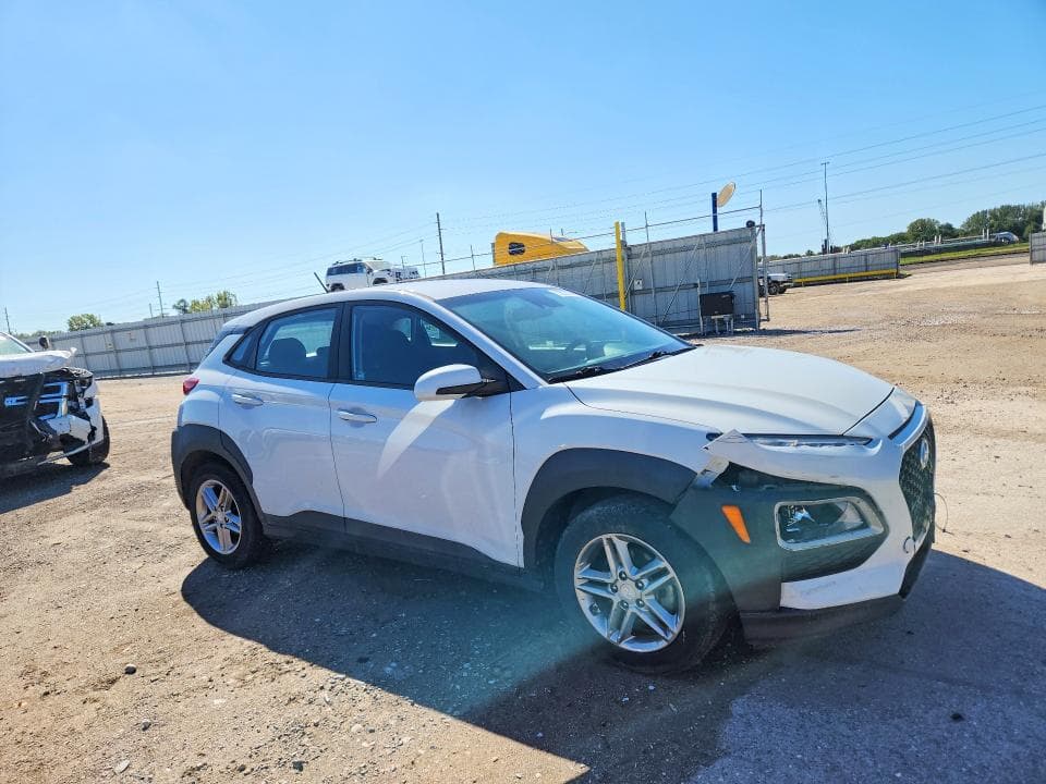 2020 HYUNDAI KONA SE 4