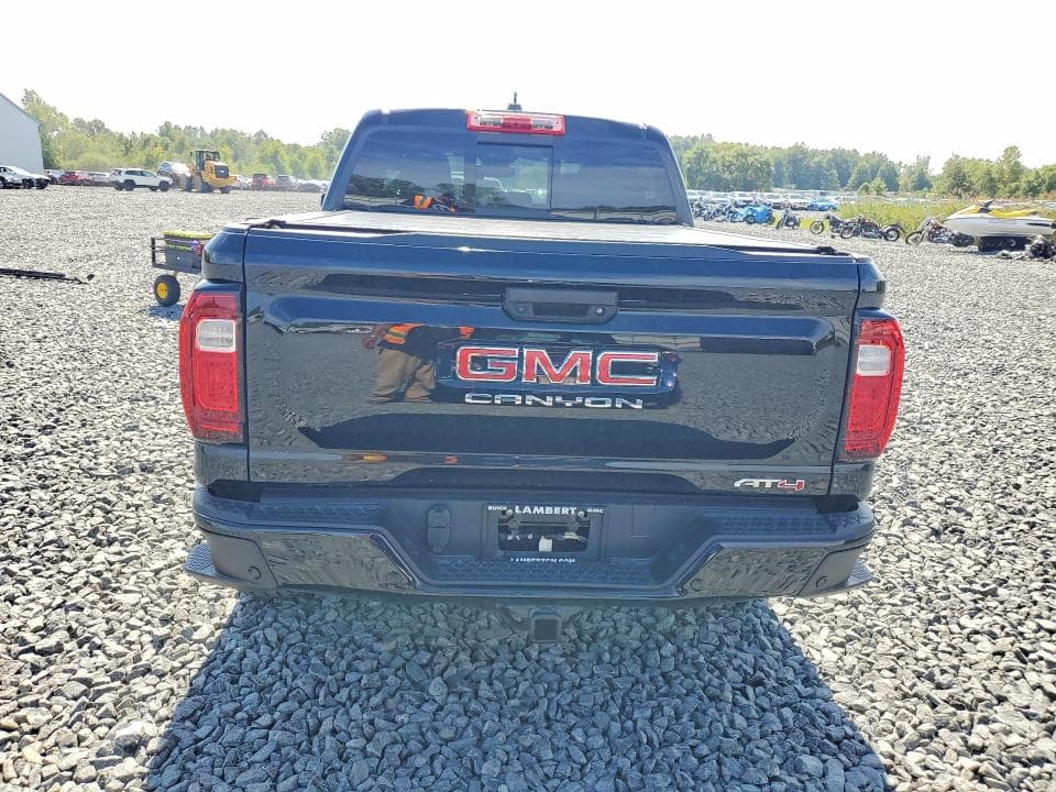 2024 GMC CANYON AT4 6