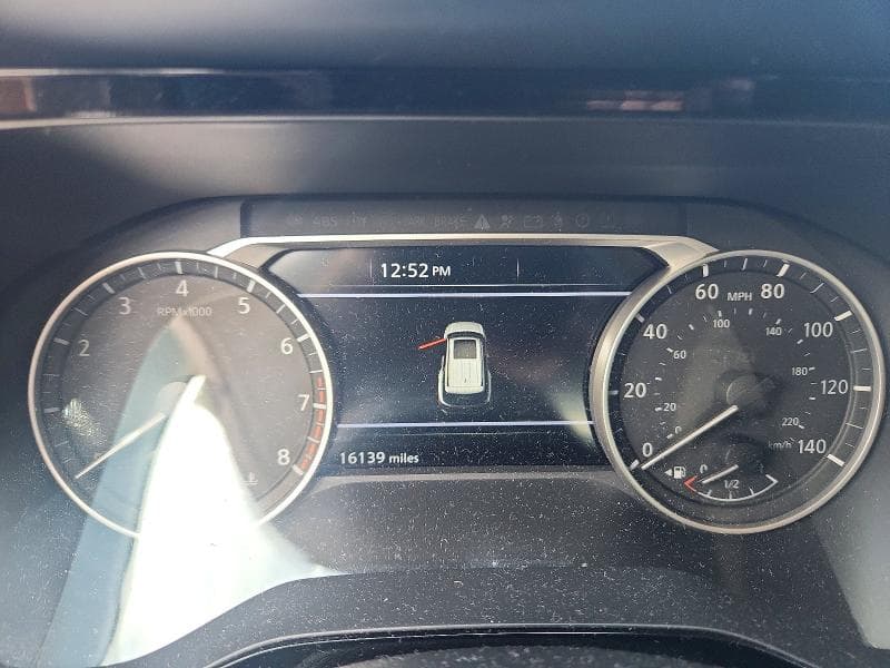 2024 NISSAN PATHFINDER SV 9
