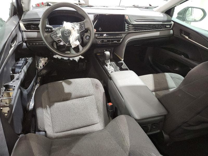 2025 TOYOTA CAMRY LE 8