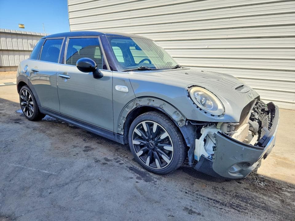 2017 MINI COOPER S 4