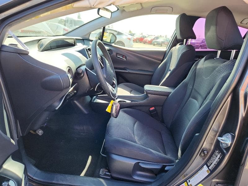 2017 TOYOTA PRIUS TWO 7