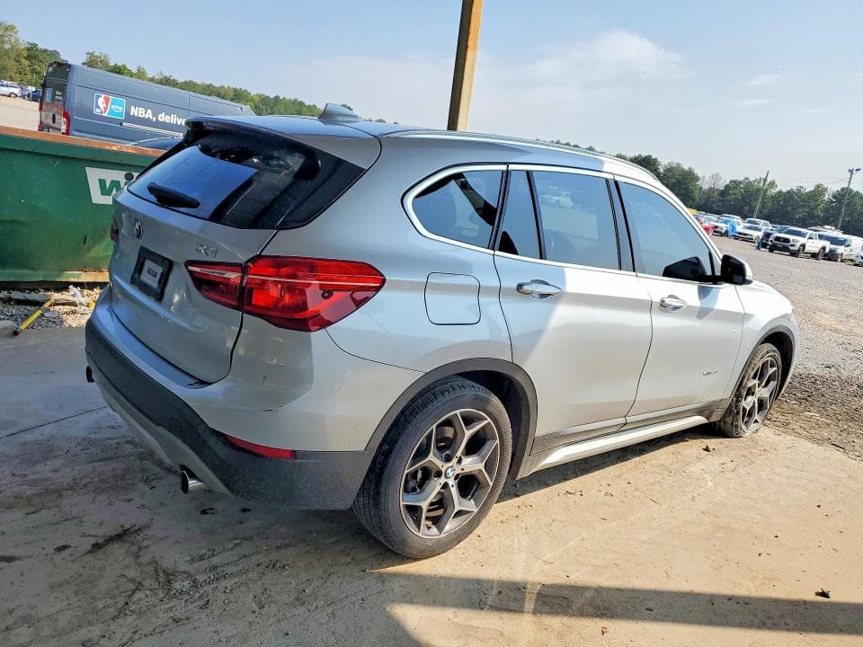 2018 BMW X1 XDRIVE28I 3