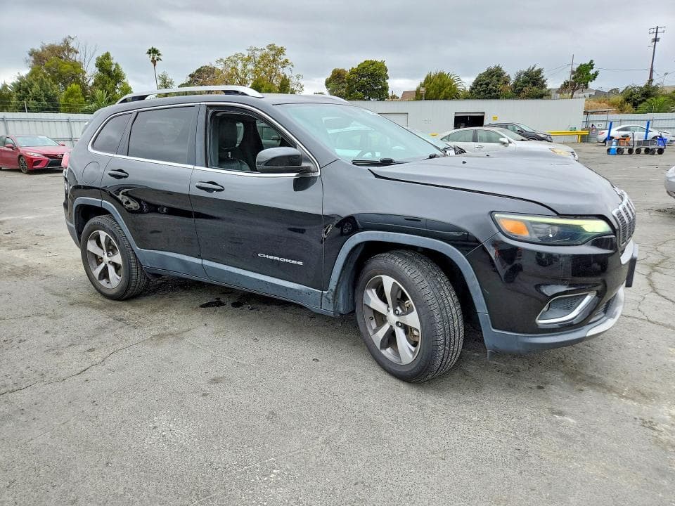 2019 JEEP CHEROKEE LIMITED 4