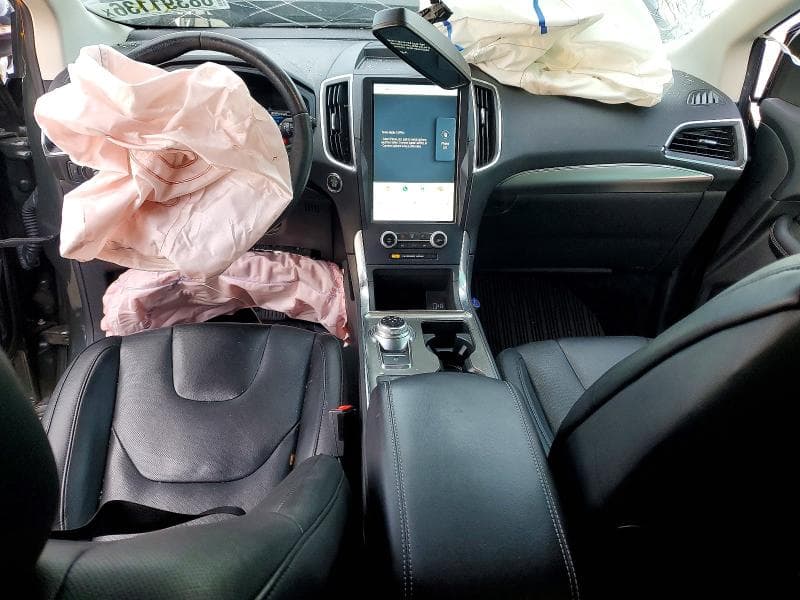2022 FORD EDGE TITANIUM 8