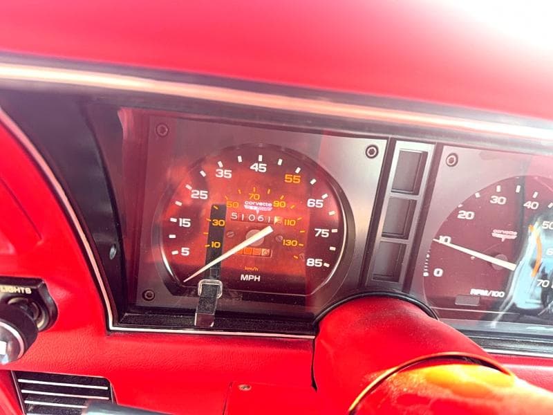 1981 CHEVROLET CORVETTE 8