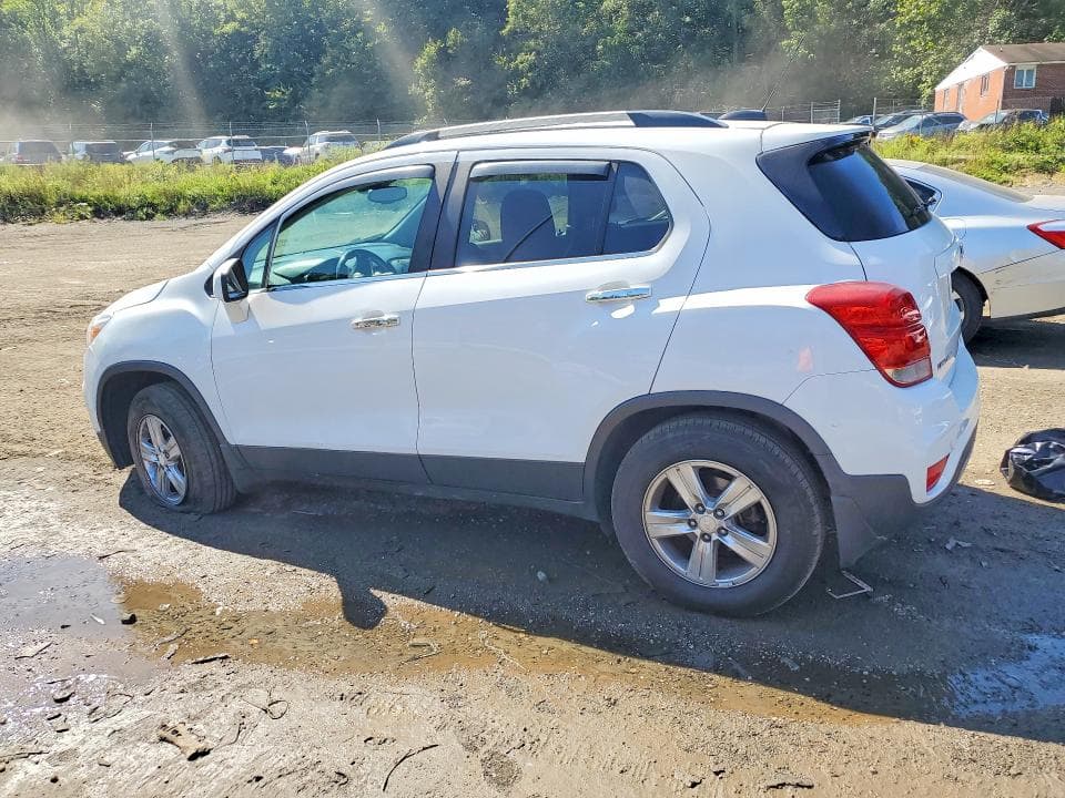 2017 CHEVROLET TRAX 1LT 2