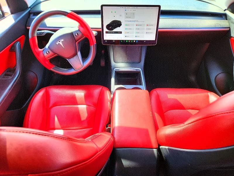 2021 TESLA MODEL Y 8