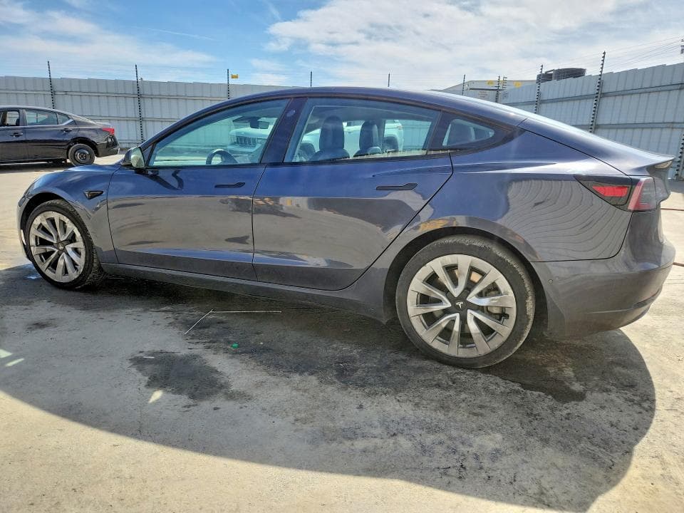 2022 TESLA MODEL 3 2