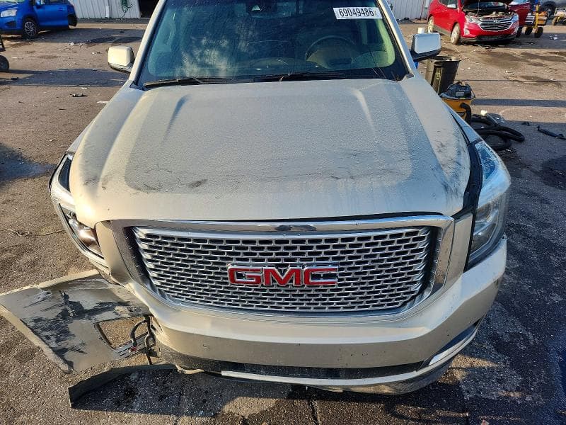 2017 GMC YUKON DENALI 12