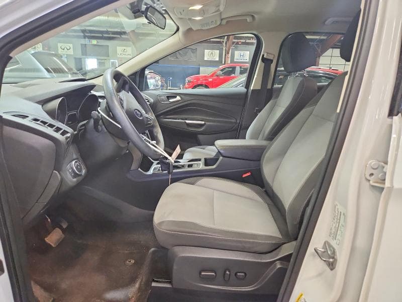 2017 FORD ESCAPE SE 7