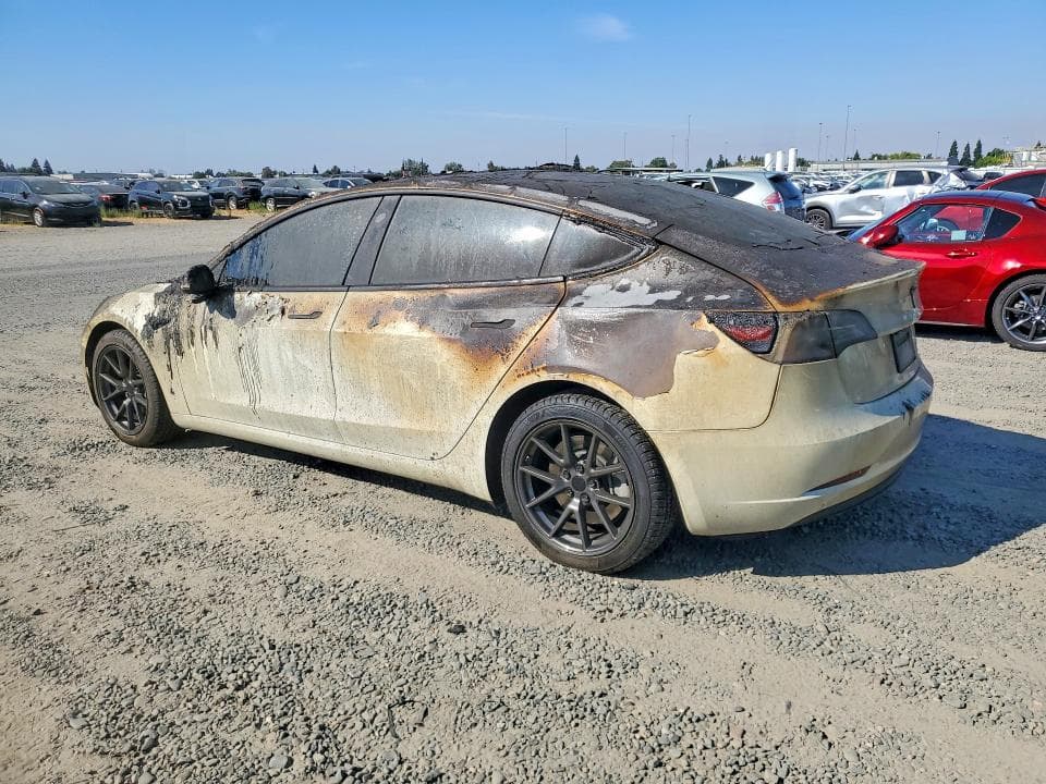 2023 TESLA MODEL 3 2