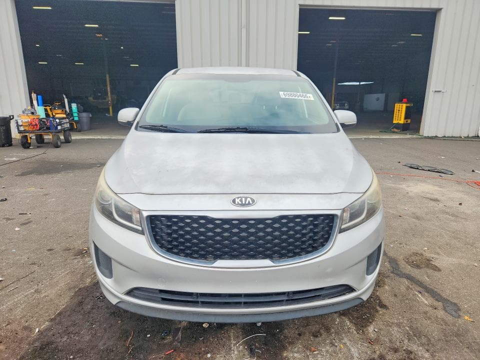 2017 KIA SEDONA LX 5