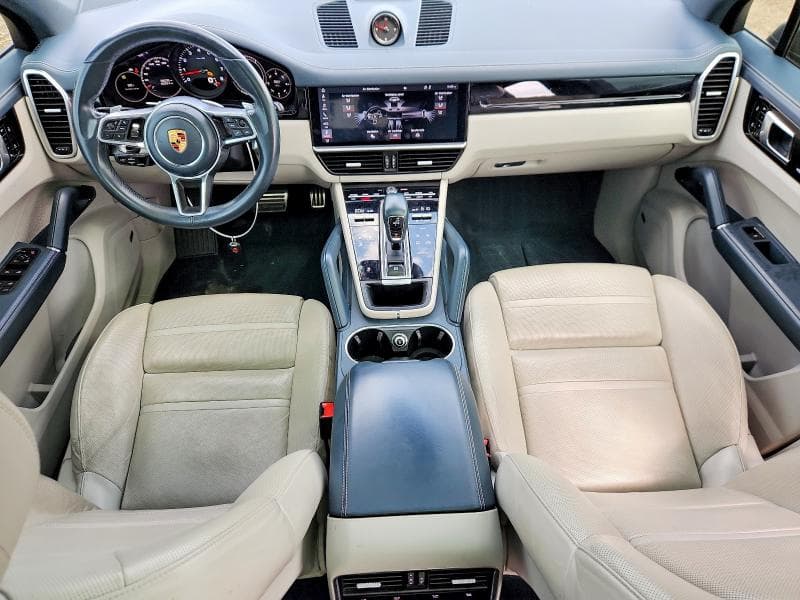 2020 PORSCHE CAYENNE 8