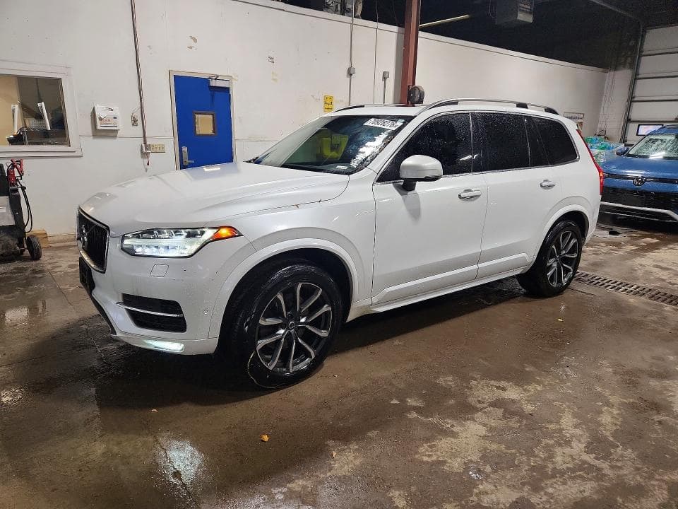 2017 VOLVO XC90 T6 - 1