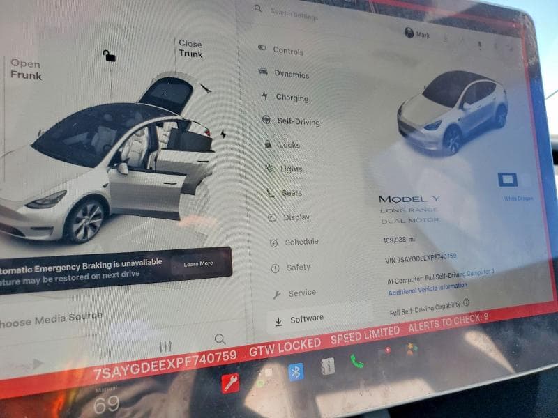 2023 TESLA MODEL Y 9