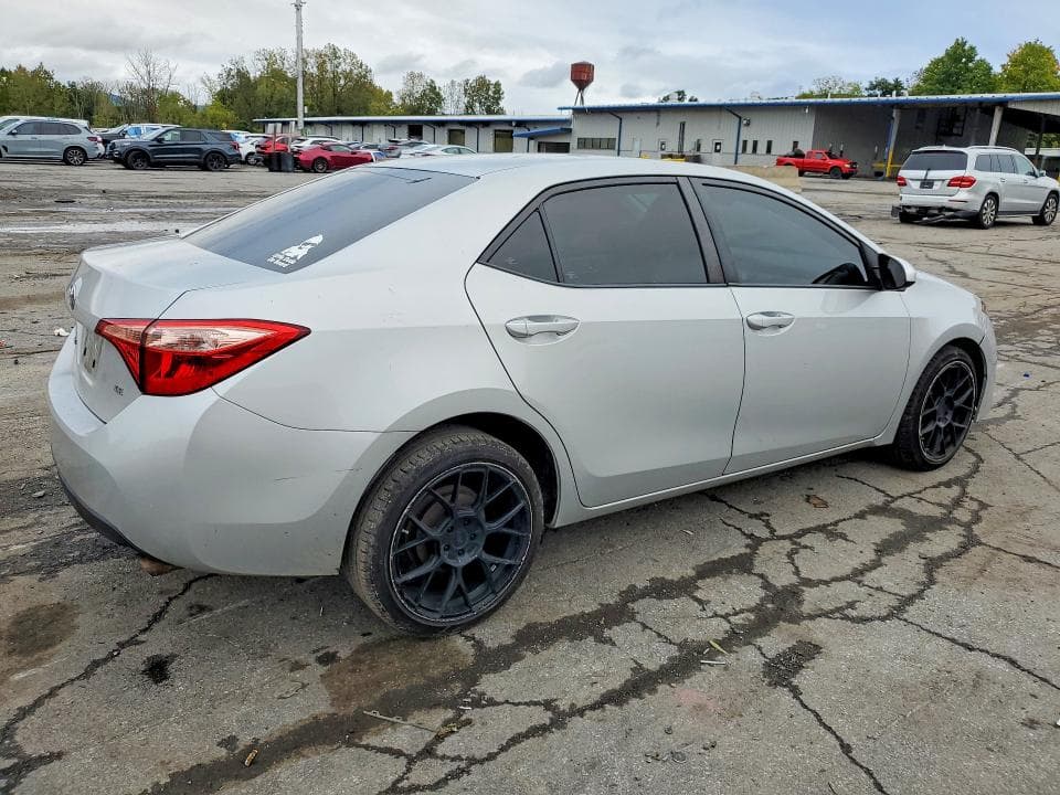 2019 TOYOTA COROLLA LE 3