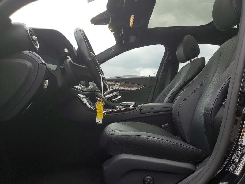 2019 MERCEDES-BENZ E 300 4MATIC 7