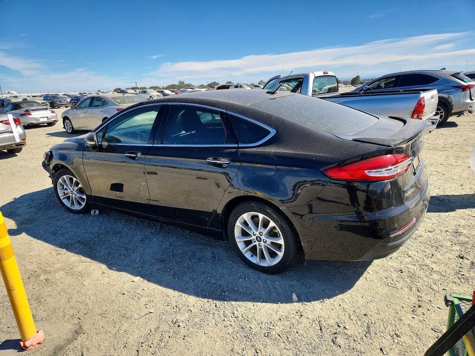 2020 FORD FUSION TITANIUM 2