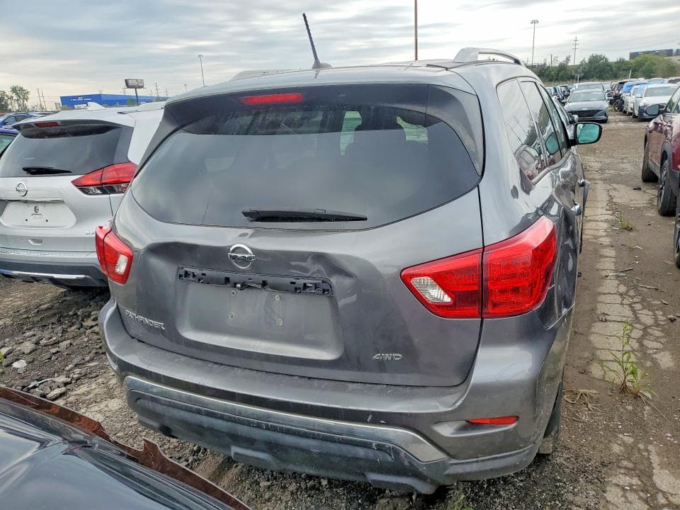 2017 NISSAN PATHFINDER S 6
