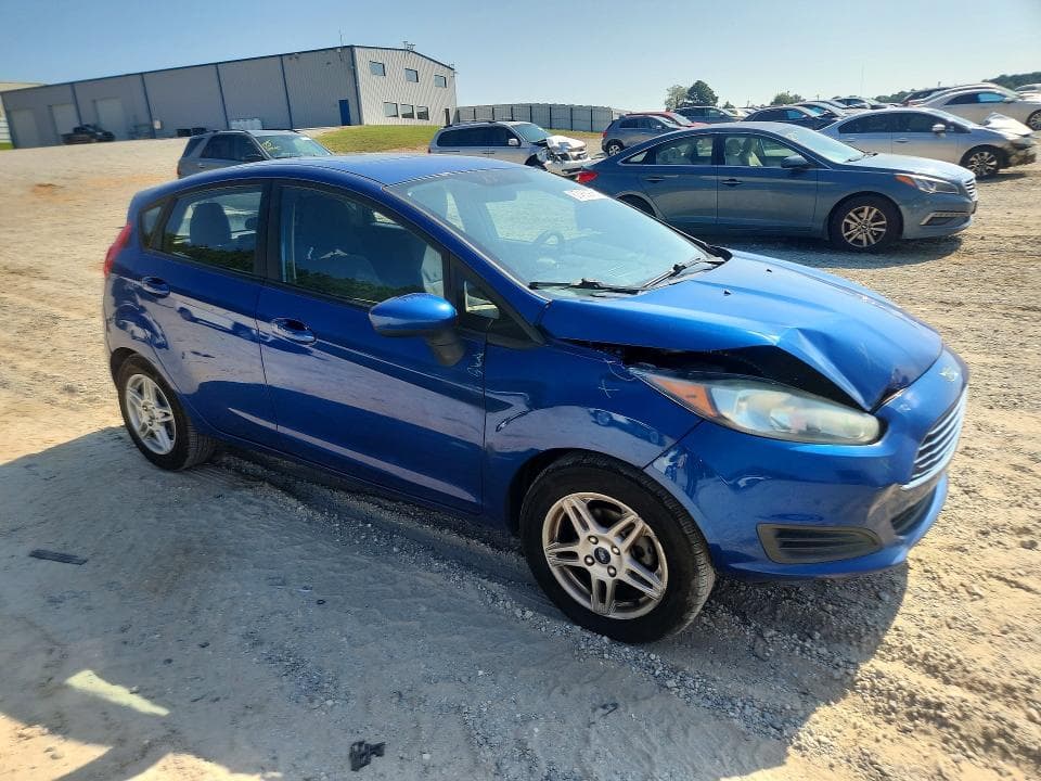 2018 FORD FIESTA SE 4