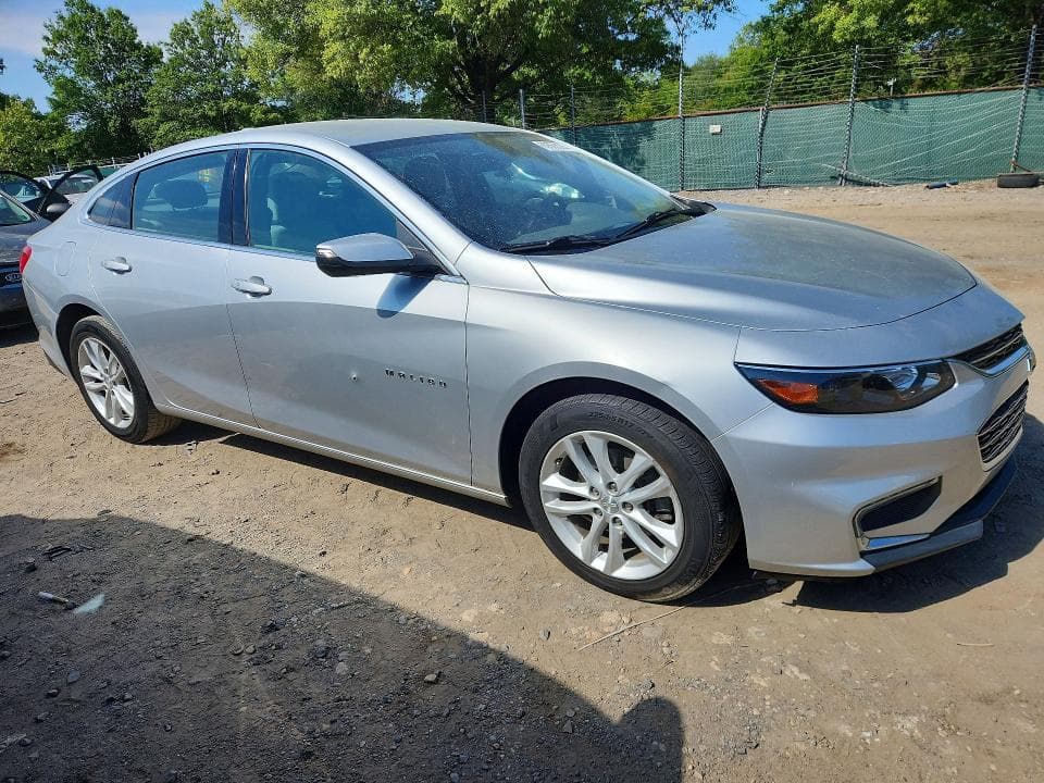 2017 CHEVROLET MALIBU LT 4