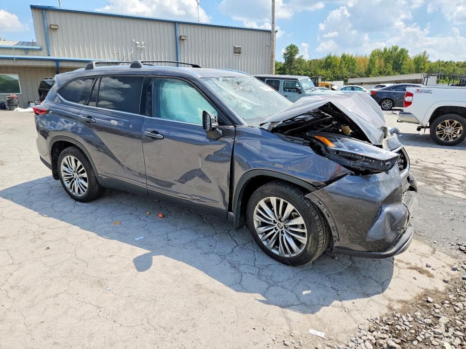 2022 TOYOTA HIGHLANDER PLATINUM 4
