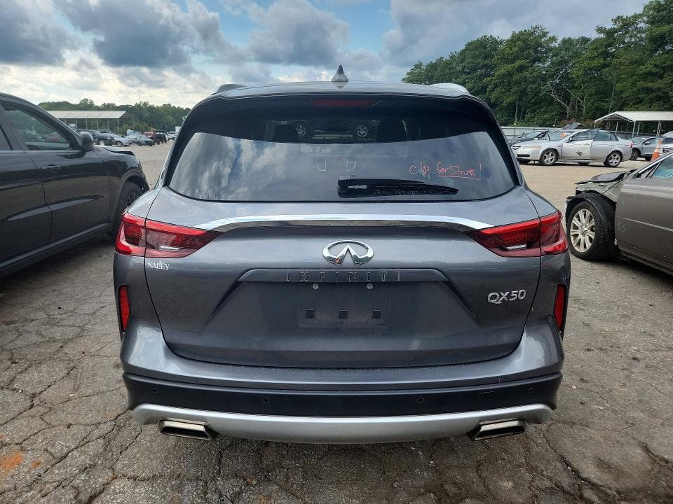 2021 INFINITI QX50 LUXE 6